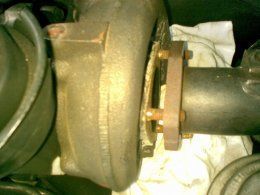 24102011006 Pull exhaust away from turbo