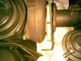 24102011012 Piece of bent wire toinsert into the turbine and gently rotate