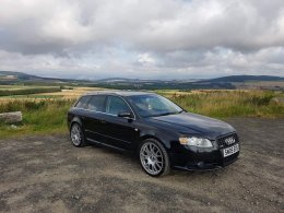 audi 8.jpg