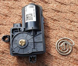 Actuator without spring