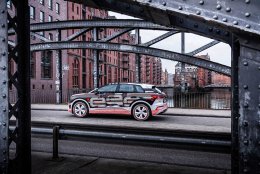 Q4-etron-11.jpg