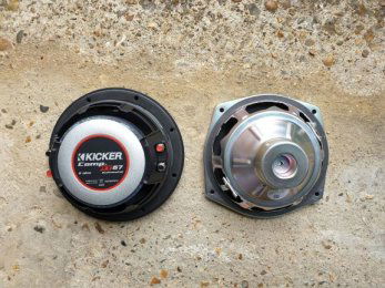 Kicker and B&O sub comparision low res.jpg