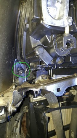front facing bolt 3.jpg