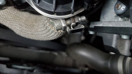 EGR Hose Clamp.jpg