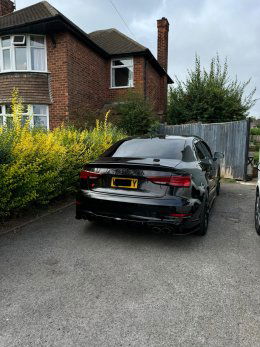 audi v6lyy.jpg