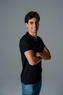 A244545_small.jpg