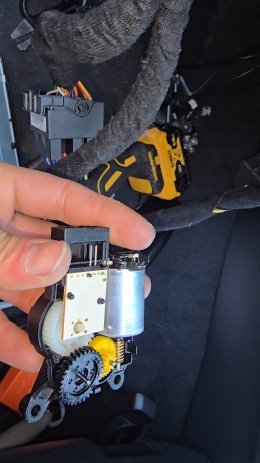 VideoCapture_20250421-215955.jpg