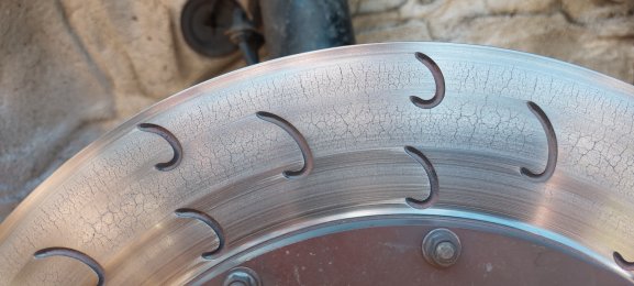 Cooler engine side disc