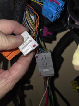 White connector for cominication can.jpeg