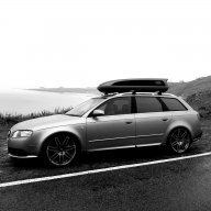 UisT4